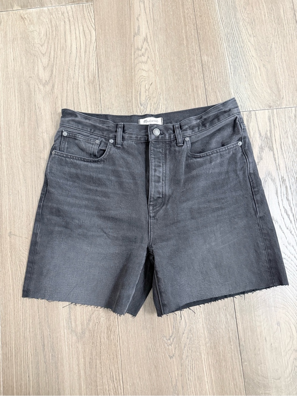 Madewell Low Slung Baggy Cut Off Denim Shorts Black Grey 28